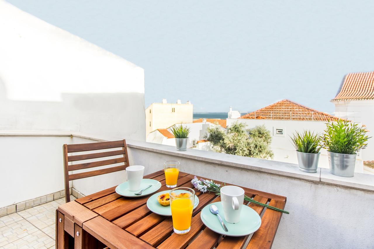 Апартаменты Alfama Lovely Duplex Лиссабон Экстерьер фото